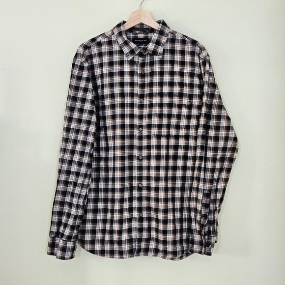 Banana Republic Shirt Mens XL Plaid LS Untucked Fit Pocket Preppy Cottage Casual - Picture 14 of 15